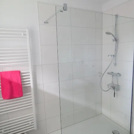 Haus Zwischen Den Deichen 1 Apartment *
